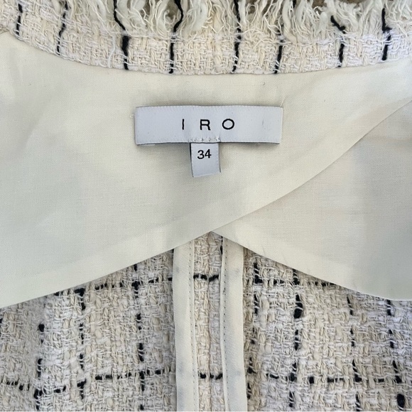 IRO Like New Quinet Soft Knit Belted Tweed Frayed Wrap Cream Jacket Size 34 (XS) - Picture 3 of 16